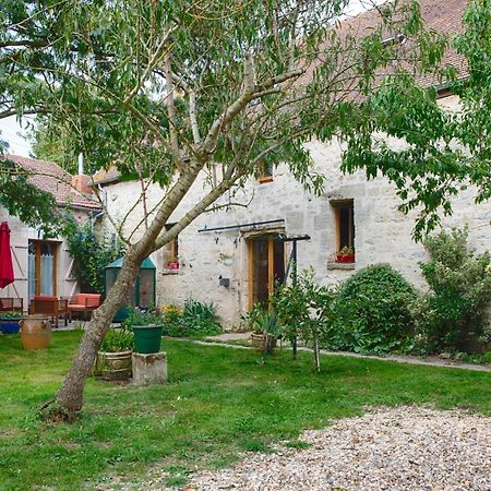 La Ferme Des Nonains Appartement Montjavoult Buitenkant foto