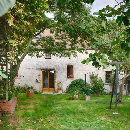 La Ferme Des Nonains Appartement Montjavoult Buitenkant foto