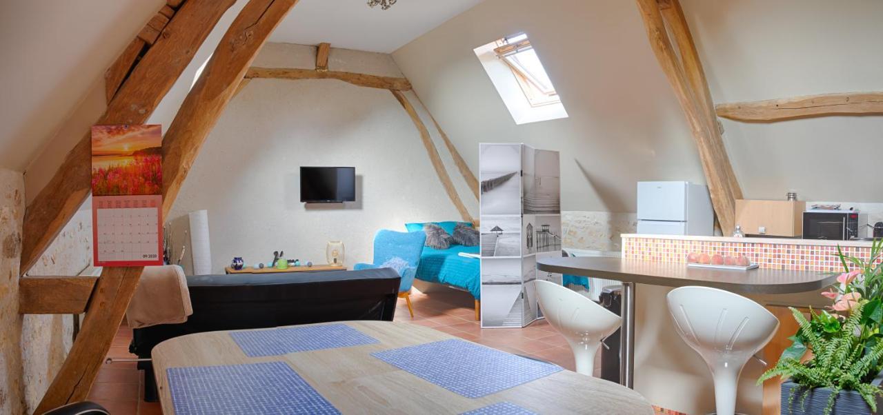 La Ferme Des Nonains Appartement Montjavoult Buitenkant foto