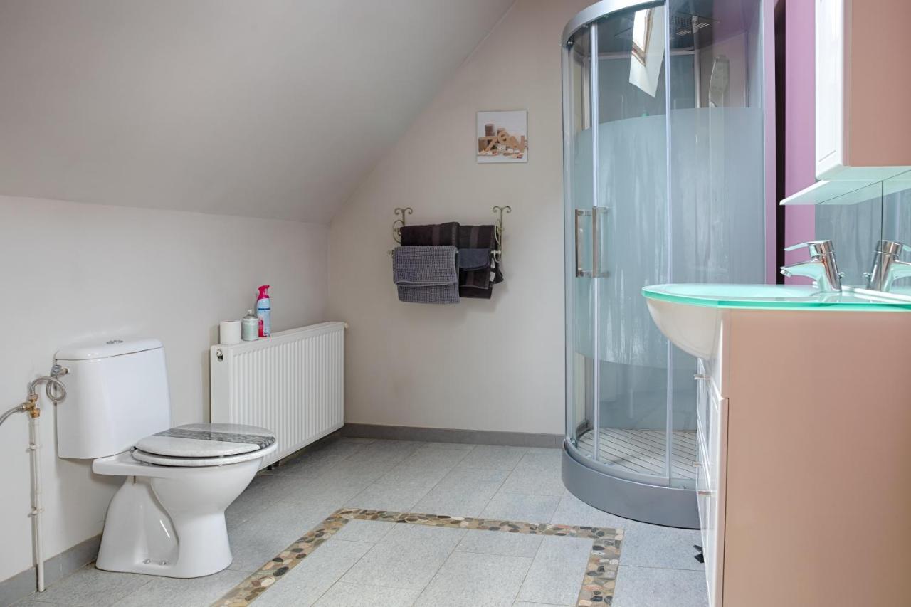 La Ferme Des Nonains Appartement Montjavoult Buitenkant foto